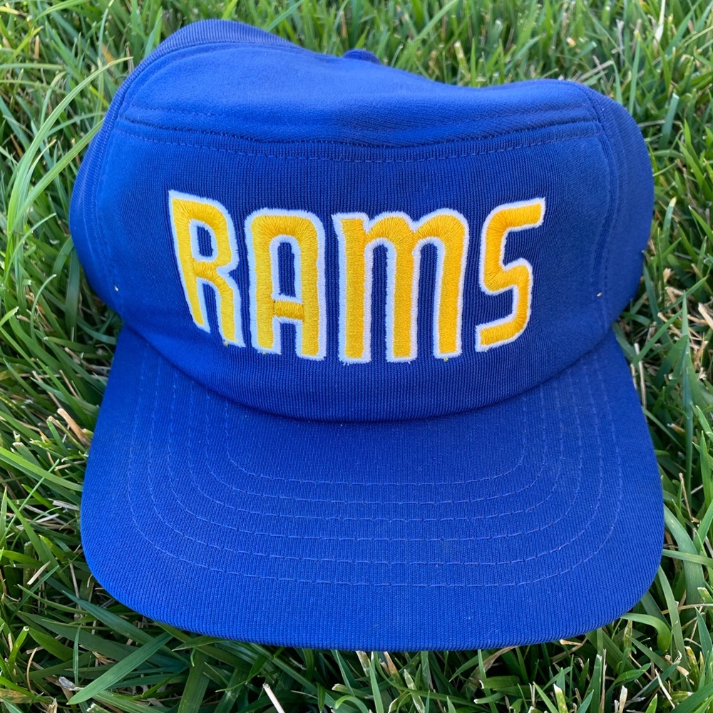 Vtg LA Rams SnapBack padded (needs repair)